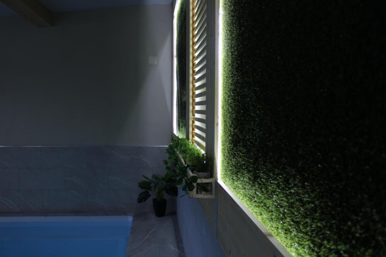 Can Musiquem Amb Piscina 莱斯普拉内斯德奥斯托莱斯 外观 照片